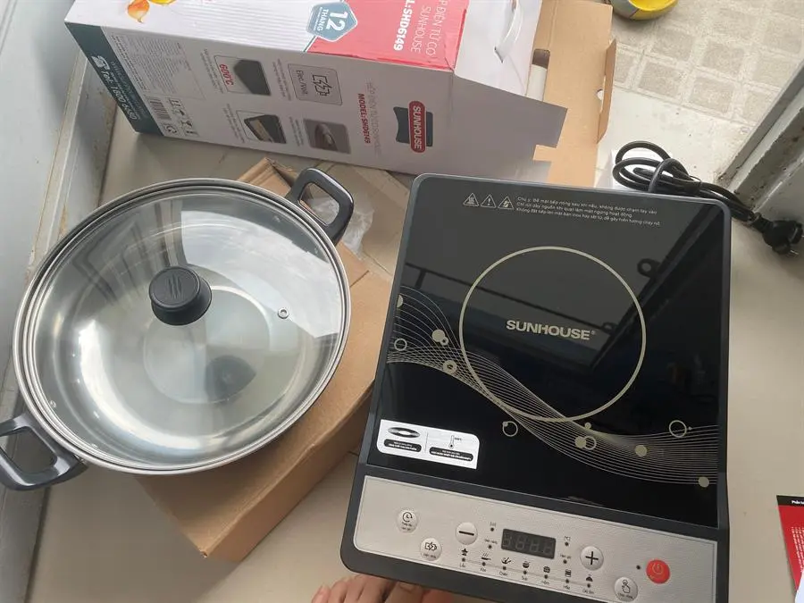 Khách hàng review Bếp từ Sunhouse SHD6149 4