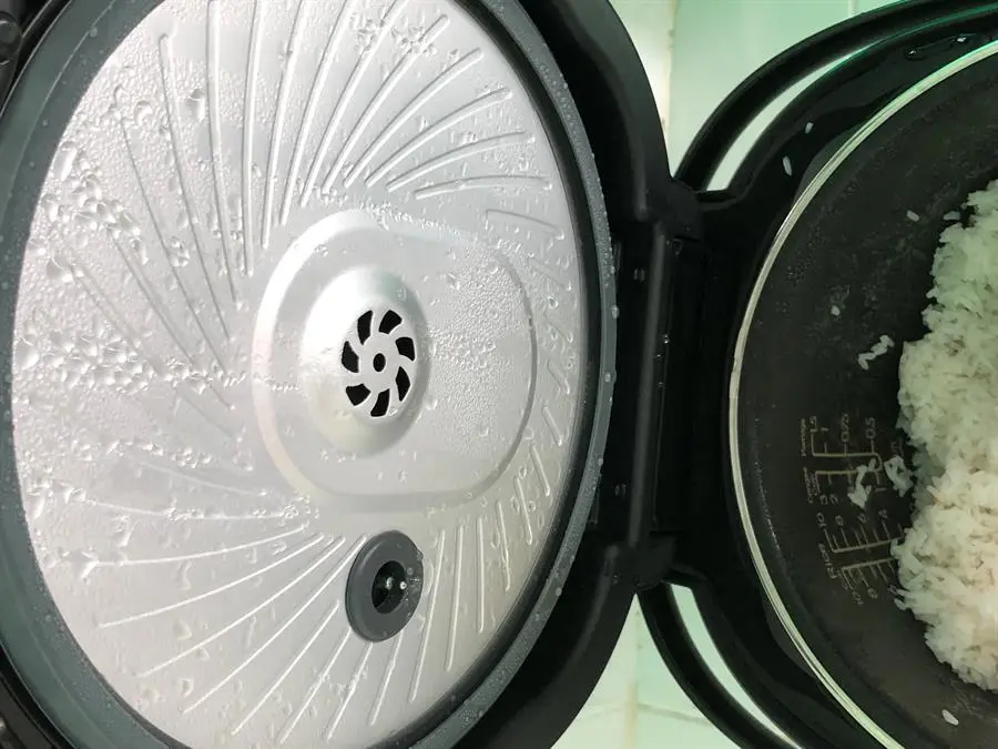 Khách hàng review Nồi cơm cao tần Midea 1.8 lít MB-HS5007 4