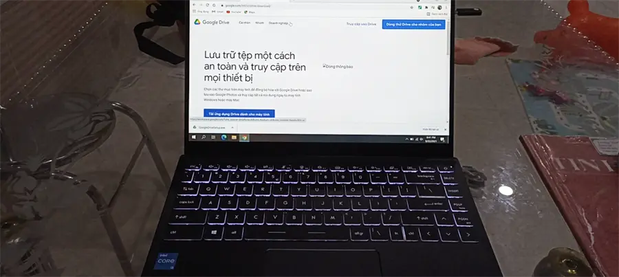 Khách hàng review Laptop MSI Modern 14 B11MOL i3 1115G4/8GB/256GB/Win10 (813VN) 7