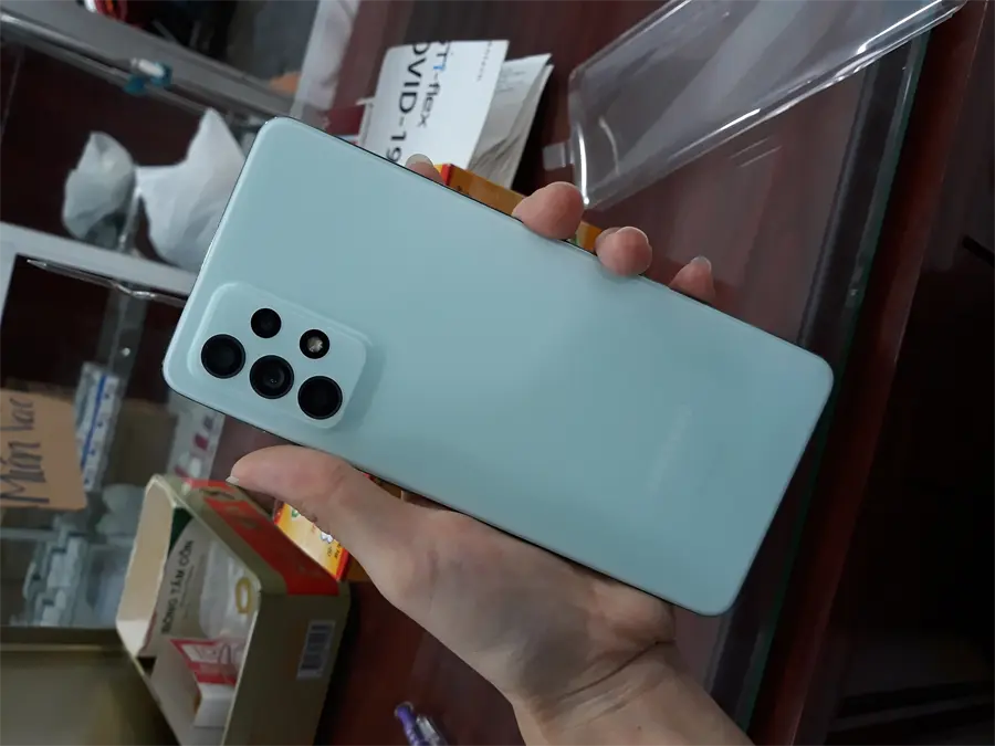 Khách hàng review Điện thoại Samsung Galaxy A52s 5G 128GB 43