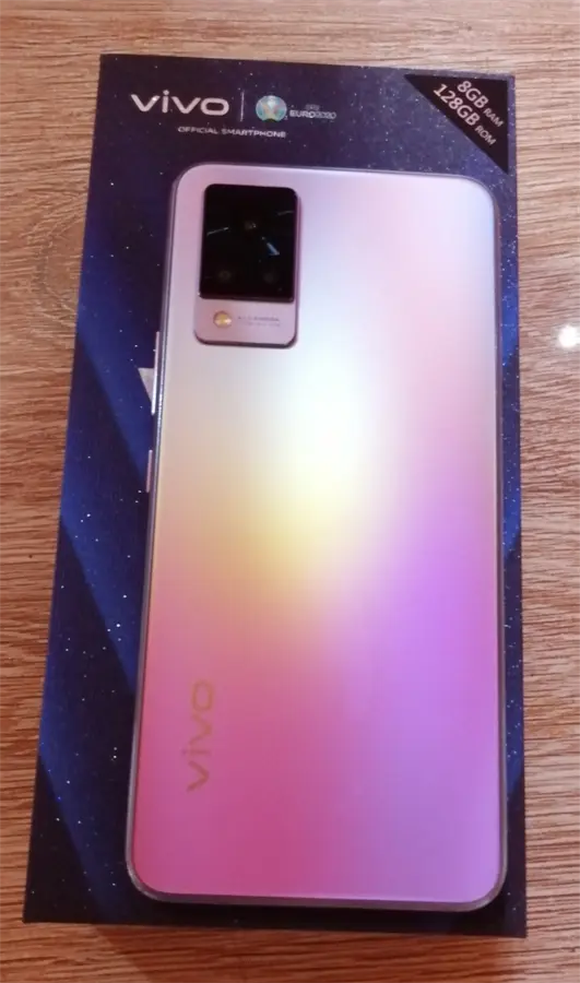 Khách hàng review Điện thoại Vivo V21 5G 5