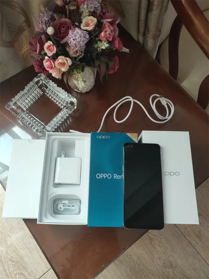 Khách hàng review Điện thoại OPPO Reno3 Pro 3