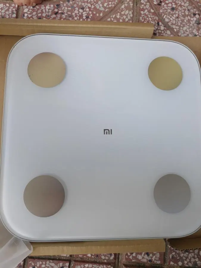 Khách hàng review Cân thông minh Xiaomi Mi Body Composition Scale 2 (NUN4048GL) 2