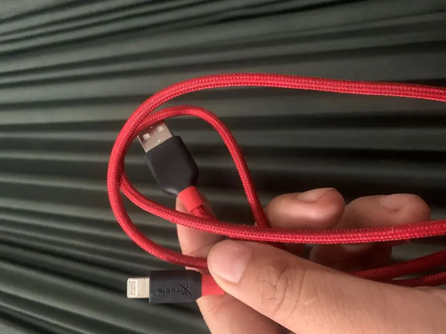 Khách hàng review Cáp sạc và truyền dữ liệu USB-A - Lightning 10.5W 1m Xmobile DR-L001X 10