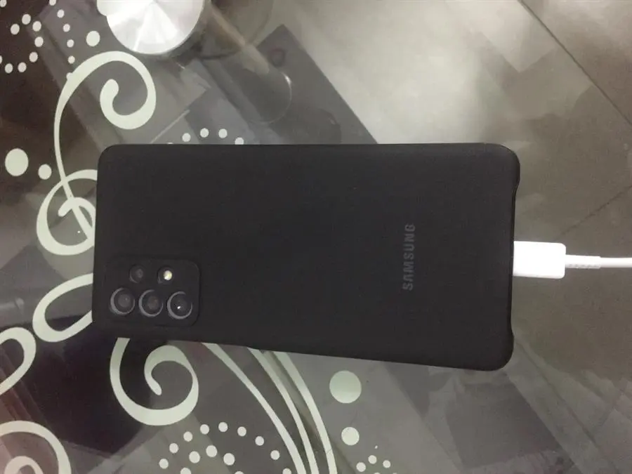 Khách hàng review Điện thoại Samsung Galaxy A72 2