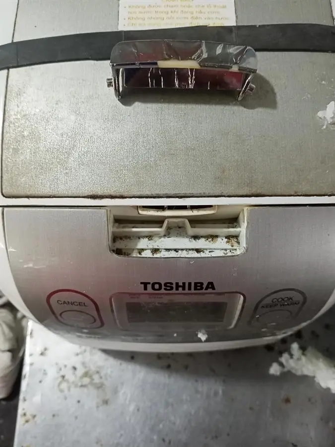 Khách hàng review Nồi cơm điện tử Toshiba 1.8 lít RC-18NMFVN(WT) 36