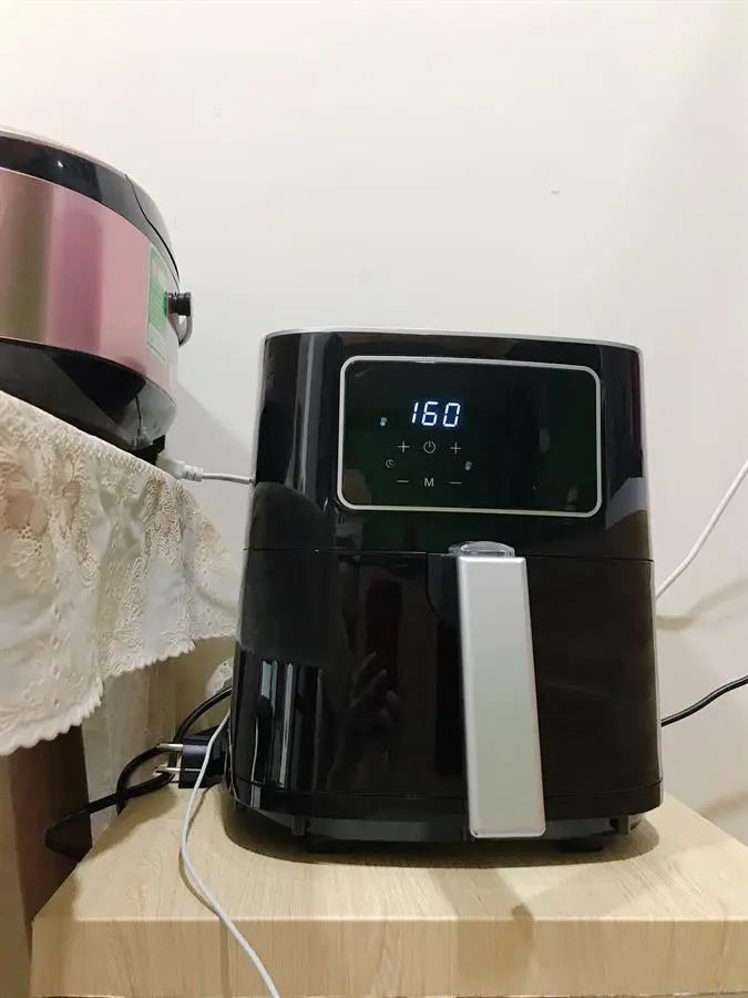 Khách hàng review Nồi chiên không dầu AVA 5 lít AF40155D 49