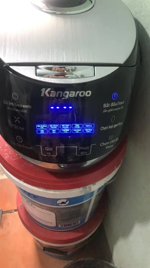 Khách hàng review Nồi cơm điện tử Kangaroo 1.8 lít KG595 24
