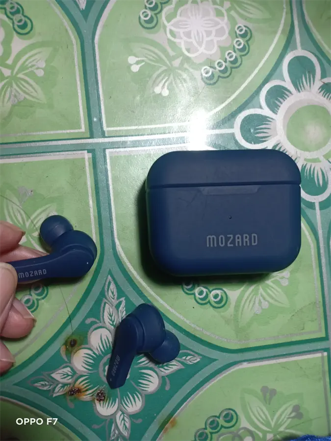 Khách hàng review Tai nghe Bluetooth True Wireless Mozard Air 6 36