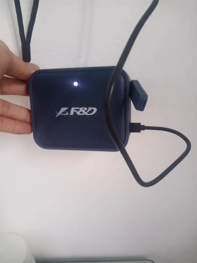 Khách hàng review Loa Bluetooth Fenda W5 Plus 10