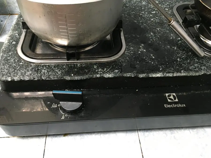 Khách hàng review Bếp ga đôi Electrolux ETG728GKR 6