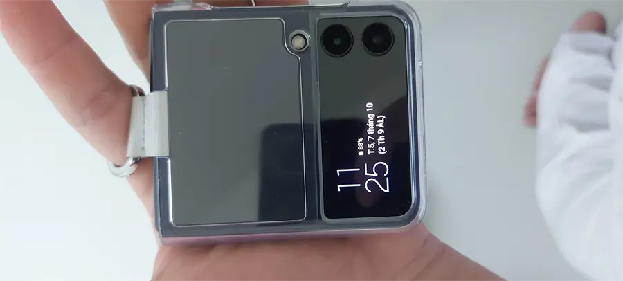 Khách hàng review Điện thoại Samsung Galaxy Z Flip3 5G 128GB 13