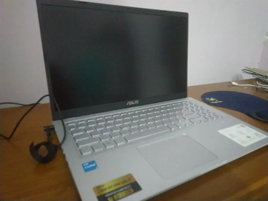 Khách hàng review Laptop Asus VivoBook X515EA i3 1115G4/4GB/256GB/Win10 (BQ994T) 2