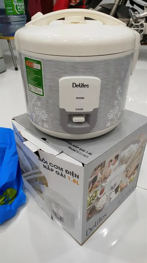 Khách hàng review Nồi cơm nắp gài Delites 1.8 lít NCG1805 45