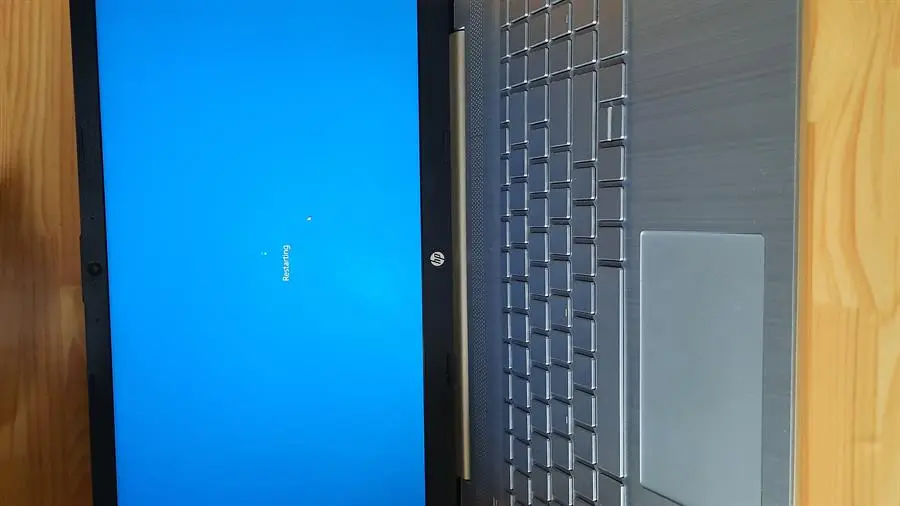Khách hàng review Laptop HP 15s fq2556TU i7 1165G7/8GB/512GB/Win10 (46M24PA) 7