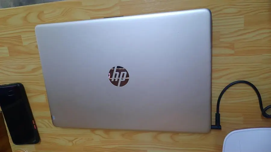 Khách hàng review Laptop HP 15s fq2556TU i7 1165G7/8GB/512GB/Win10 (46M24PA) 8