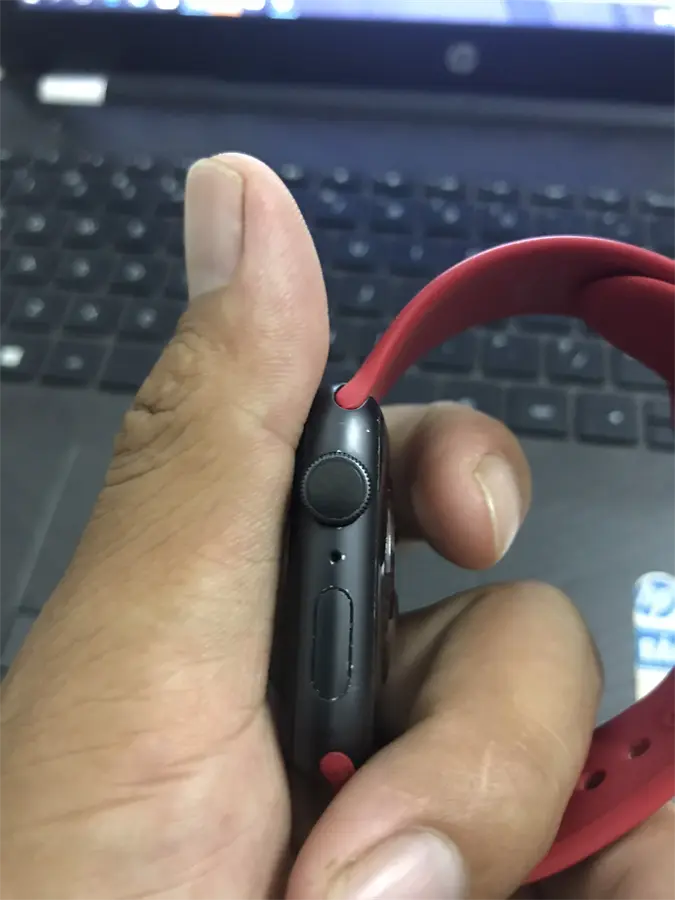 Khách hàng review Đồng hồ thông minh Apple Watch S6 44mm 13