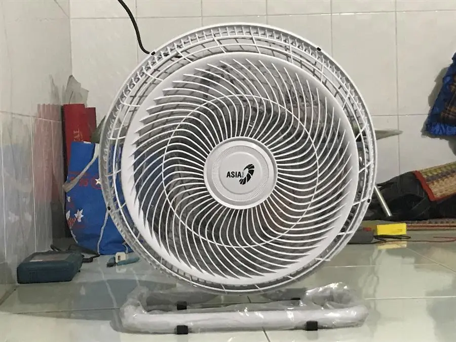 Khách hàng review Quạt sàn Asia 6 cánh STB1601-XV0 80W 9