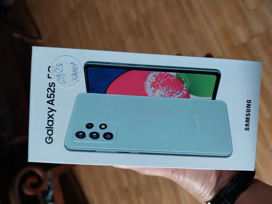 Khách hàng review Điện thoại Samsung Galaxy A52s 5G 128GB 39