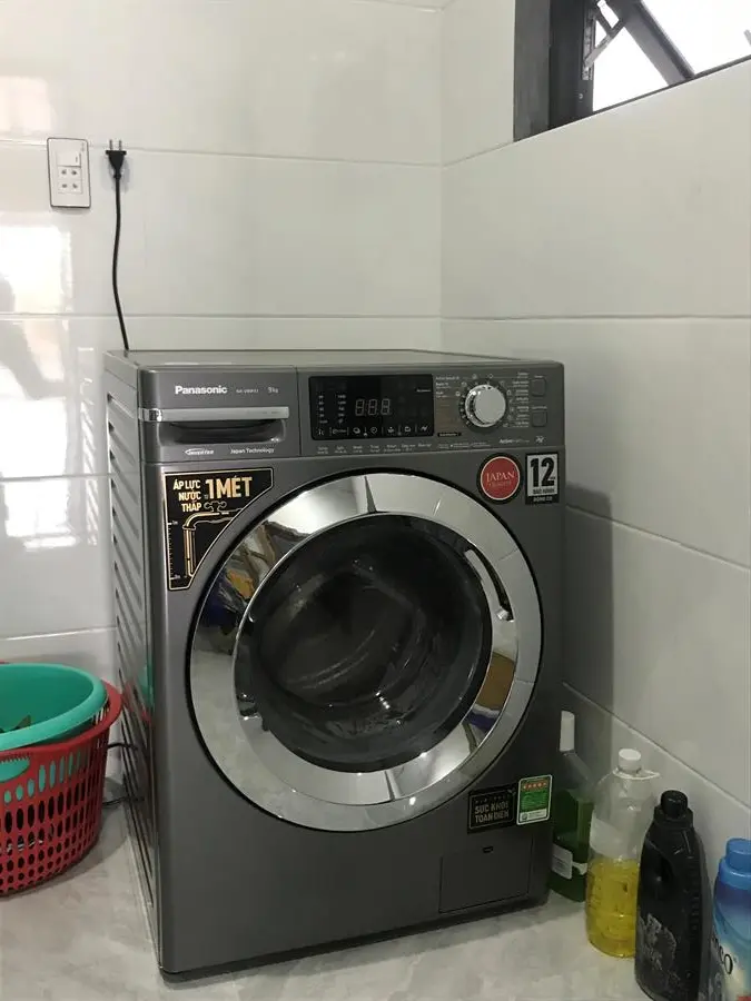 Khách hàng review Máy giặt Panasonic Inverter 9 Kg NA-V90FX1LVT 22