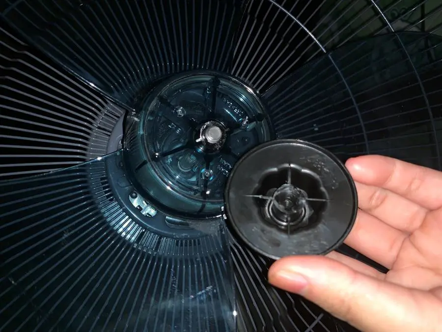 Khách hàng review Quạt lửng Sharp 3 cánh PJ-L40RV-DG 50W 4