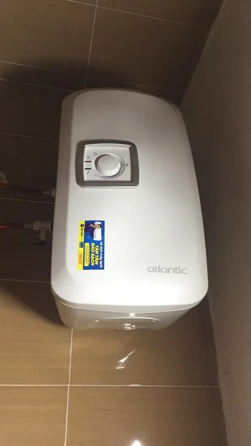 Khách hàng review Máy nước nóng gián tiếp Atlantic 20 lít 2500W SWH 20H M Ondeo HZ 2