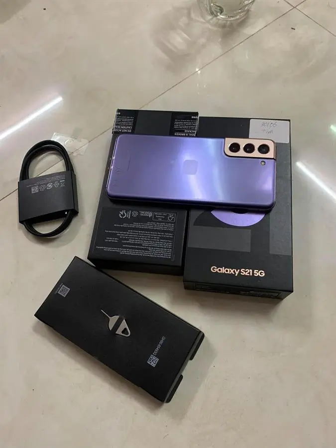 Khách hàng review Điện thoại Samsung Galaxy S21 5G 17