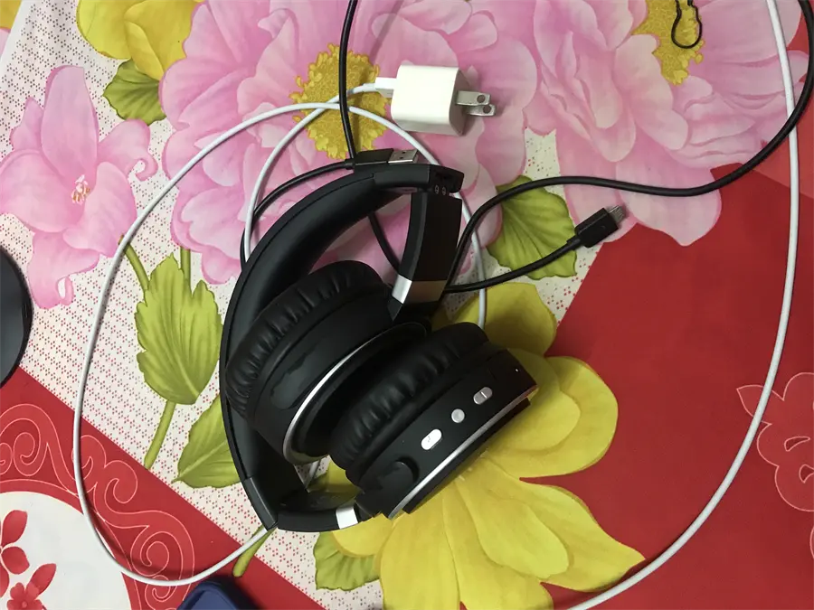 Khách hàng review Tai nghe Bluetooth Chụp Tai Kanen K6 20