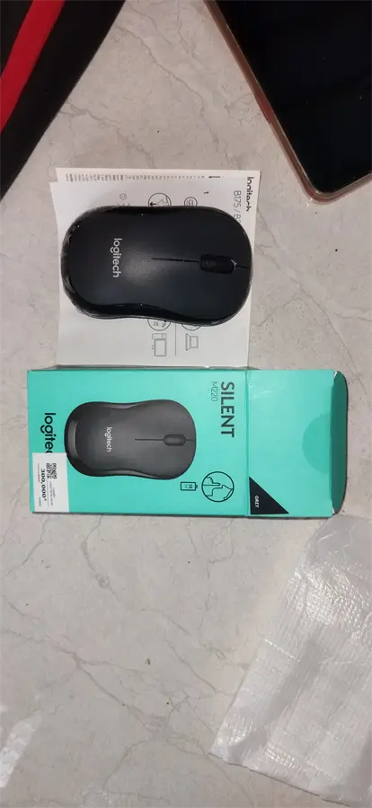 Khách hàng review Chuột Không dây Logitech Silent M220 13