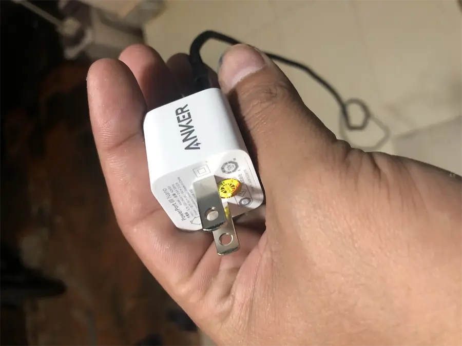 Khách hàng review Adapter Sạc Type C PD 20W Anker PowerPort III Nano A2633 27