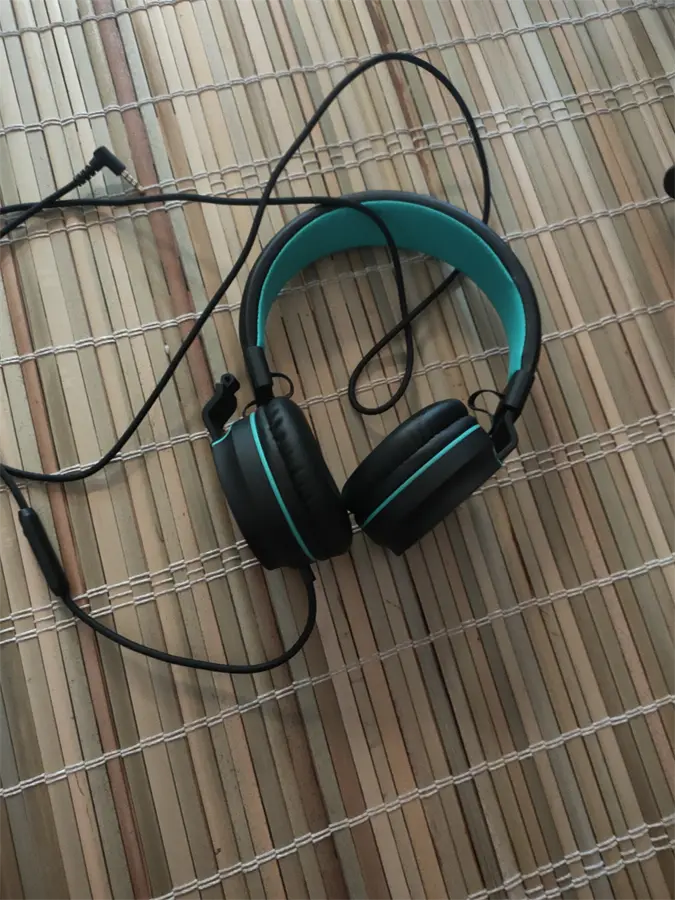 Khách hàng review Tai nghe Chụp Tai Kanen IP-952 6