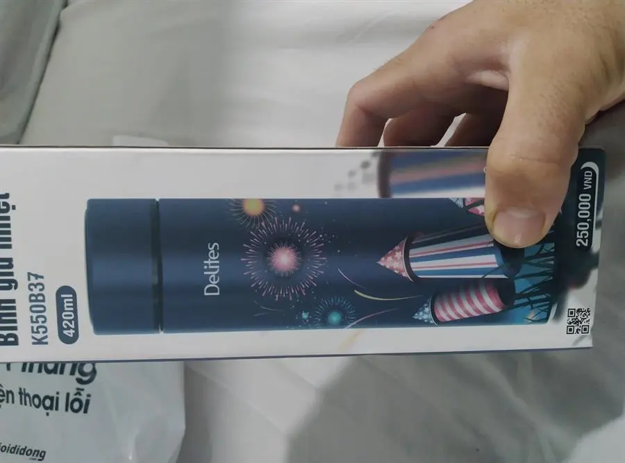 Khách hàng review Bình giữ nhiệt inox 420 ml Delites KS K550B37 pháo bông 5