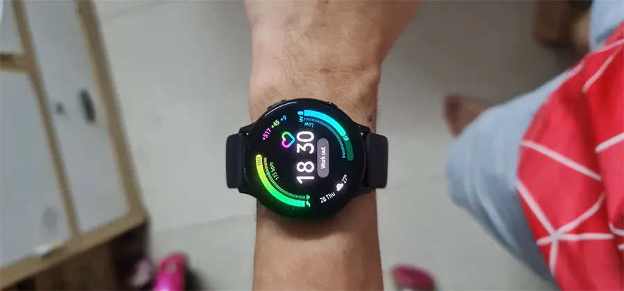 Khách hàng review Đồng hồ thông minh Samsung Galaxy Watch Active 2 44mm Đen 4