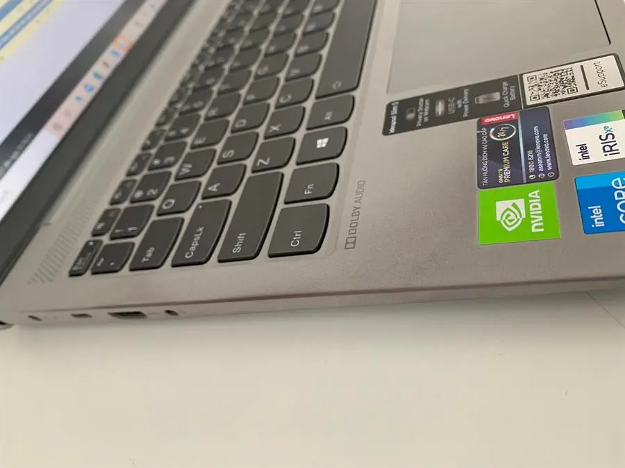 Khách hàng review Laptop Lenovo Ideapad 5 15ITL05 i5 1135G7/8GB/512GB/2GB MX450/Win10 (82FG00P5VN) 3