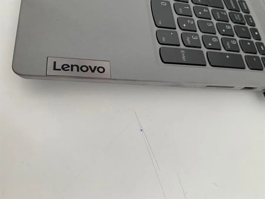 Khách hàng review Laptop Lenovo Ideapad 5 15ITL05 i5 1135G7/8GB/512GB/2GB MX450/Win10 (82FG00P5VN) 2