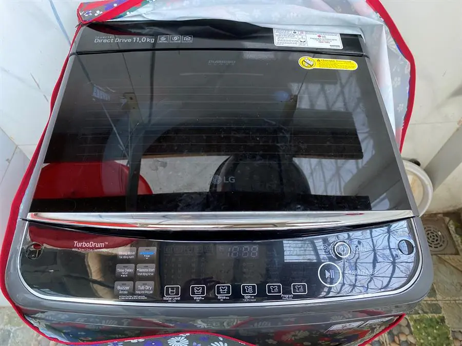 Khách hàng review Máy giặt LG Inverter 11 kg TH2111DSAB 18