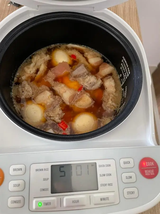 Khách hàng review Nồi cơm điện tử Electrolux 1.2 lít ErgoSense (ERC6503W) 4
