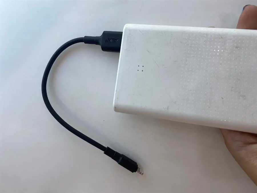 Khách hàng review Cáp Lightning 0.2m AVA LTPL-01 1