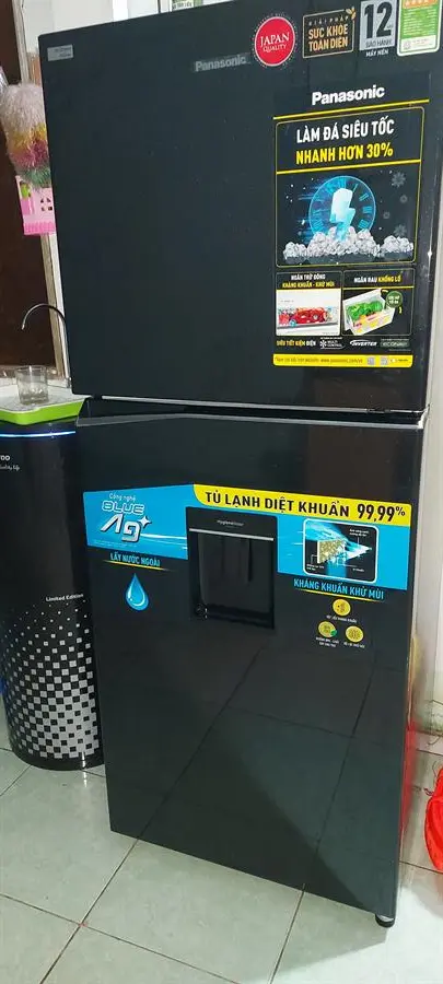 Khách hàng review Tủ lạnh Panasonic Inverter 326 lít NR-TL351GPKV 17