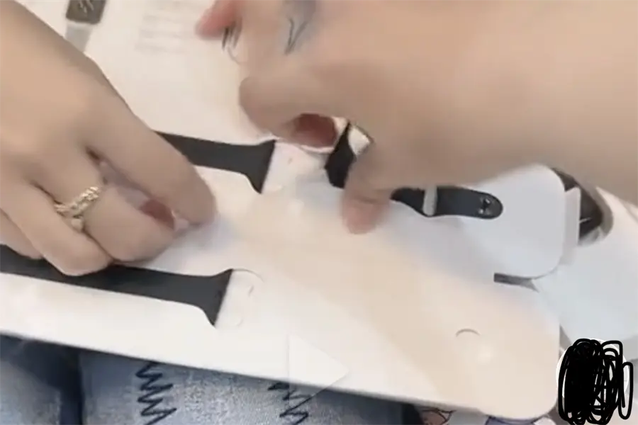 Khách hàng review Đồng hồ thông minh Apple Watch S6 40mm viền nhôm dây silicone 2