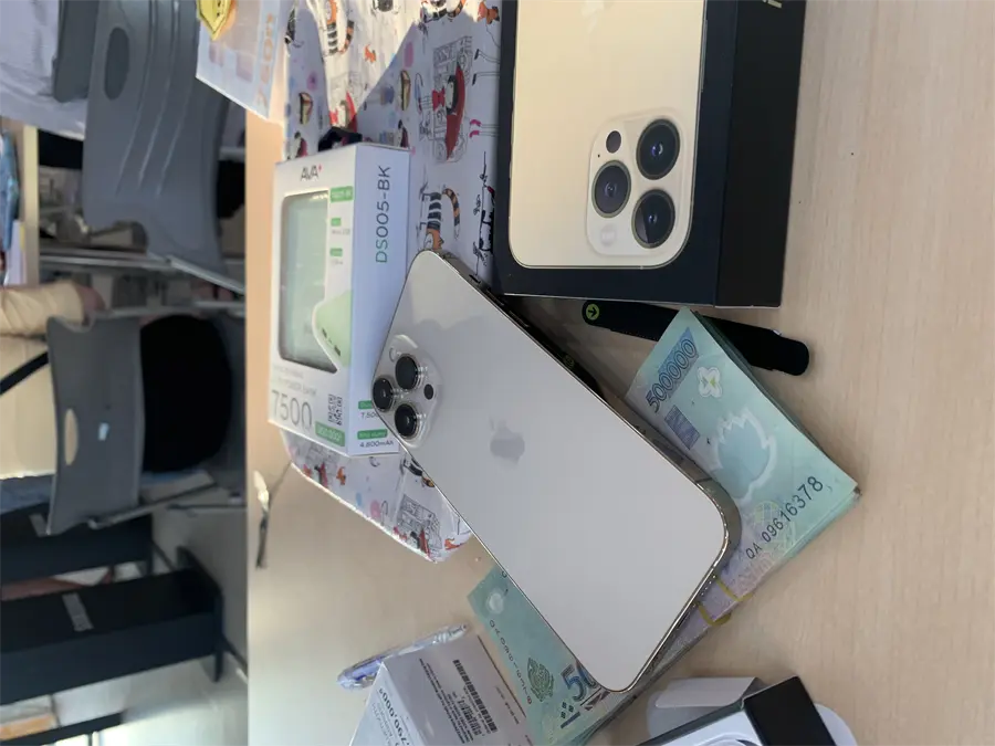 Khách hàng review Điện thoại iPhone 13 Pro Max 256GB 19