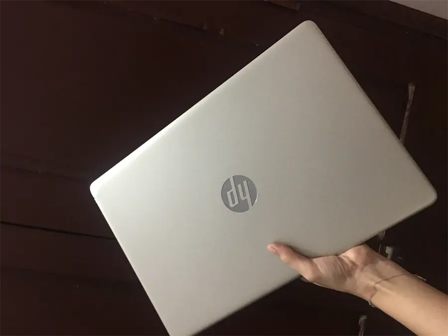 Khách hàng review Laptop HP 15s fq2556TU i7 1165G7/8GB/512GB/Win10 (46M24PA) 2