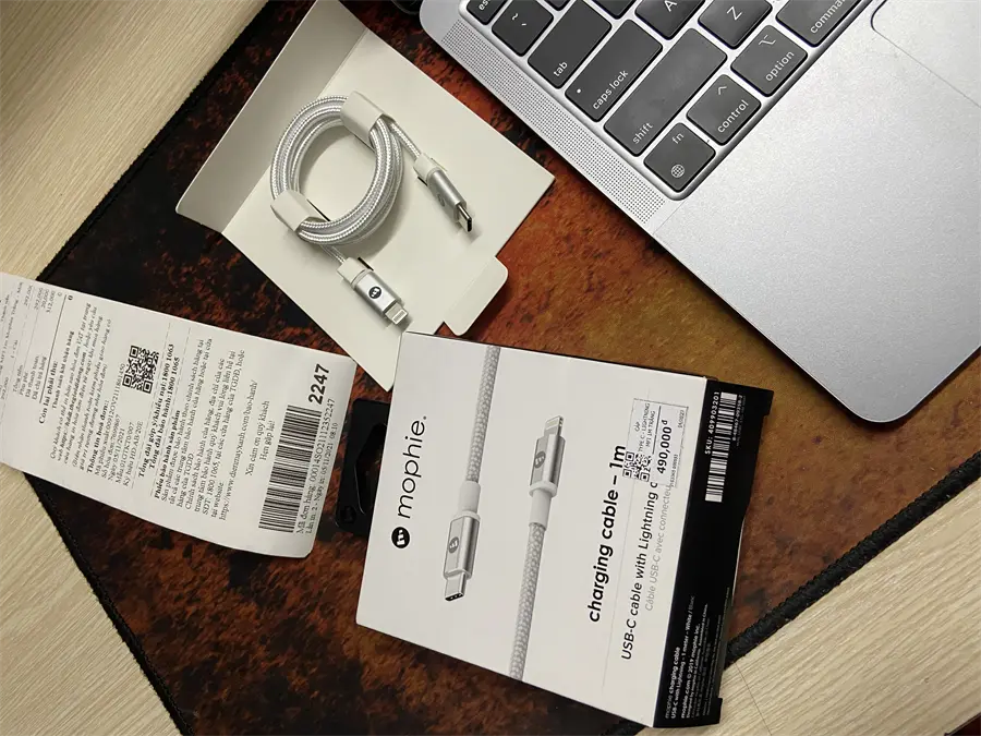 Khách hàng review Cáp Type C - Lightning MFI 1m Mophie 5