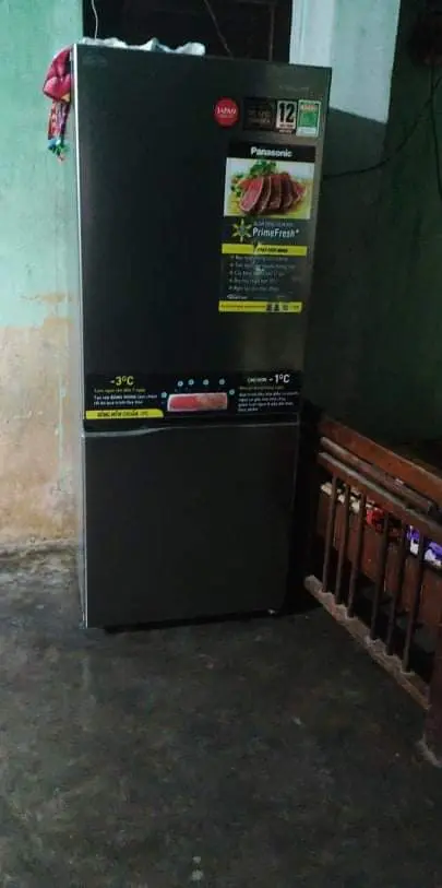 Khách hàng review Tủ lạnh Panasonic Inverter 255 lít NR-BV280QSVN 70