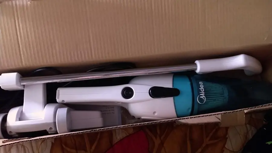 Khách hàng review Máy hút bụi cầm tay Midea MVC-SC861B 23