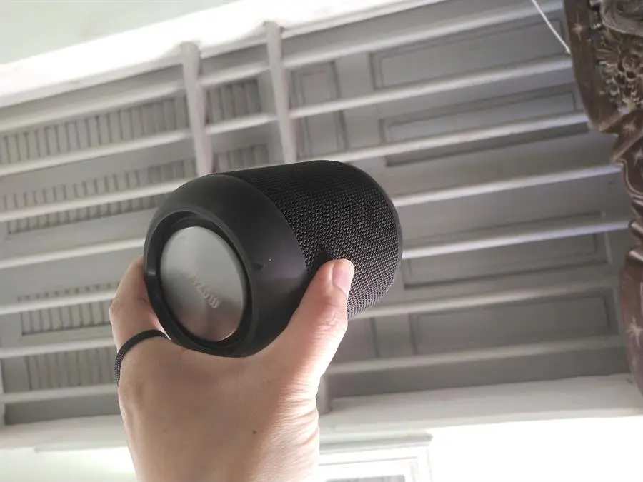 Khách hàng review Loa Bluetooth Mozard E7 13