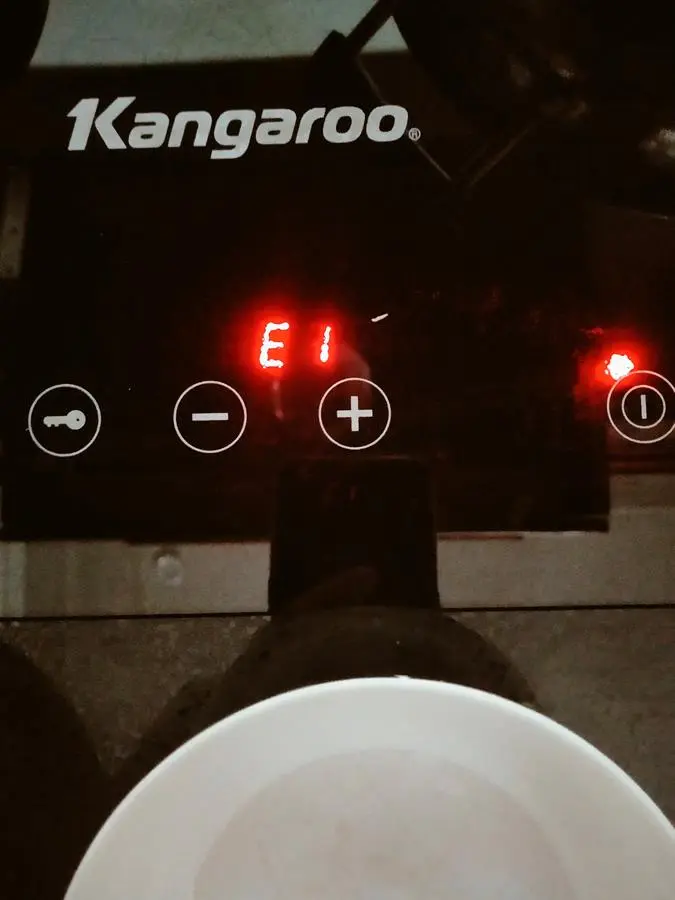 Khách hàng review Bếp từ đôi âm Kangaroo KG498N 3100W 9