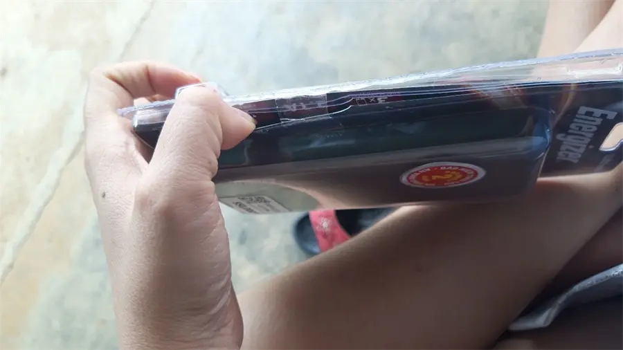 Khách hàng review Pin sạc dự phòng Polymer 10.000 mAh 10.5W Energizer Chiến Binh II UE10046 8