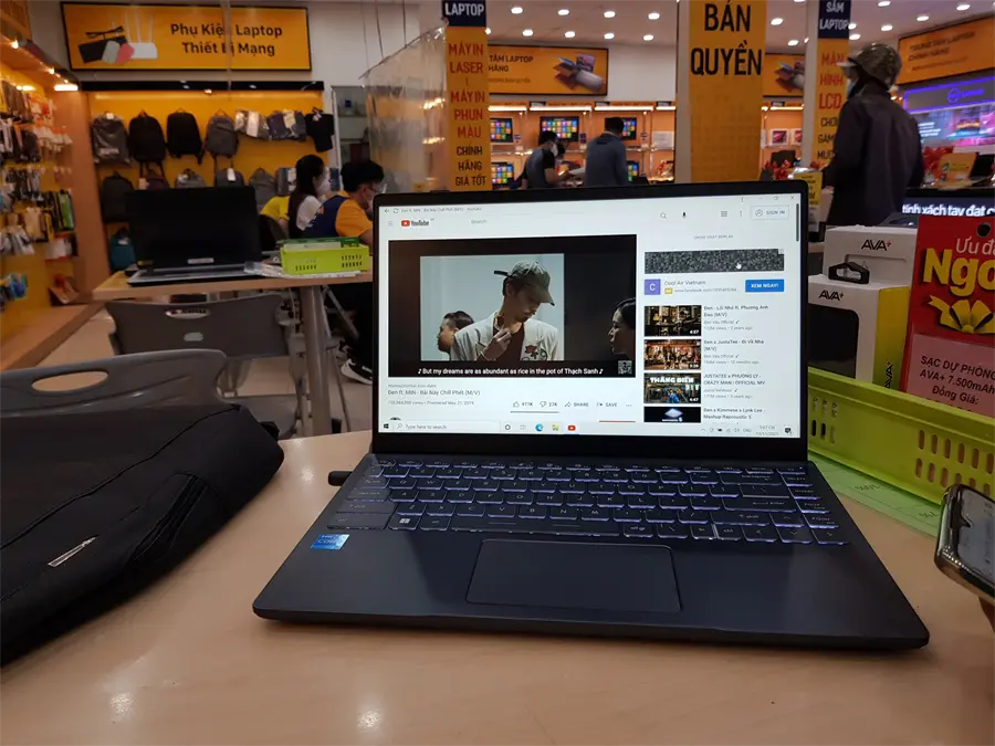 Khách hàng review Laptop MSI Modern 14 B11MOU i3 1115G4/8GB/256GB/Win10 (849VN) 5