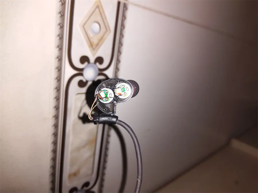 Khách hàng review Tai nghe Có Dây Mozard S80 4